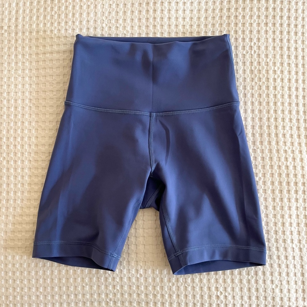 Lululemon Wunder Train Shorts 6” - Water Drop